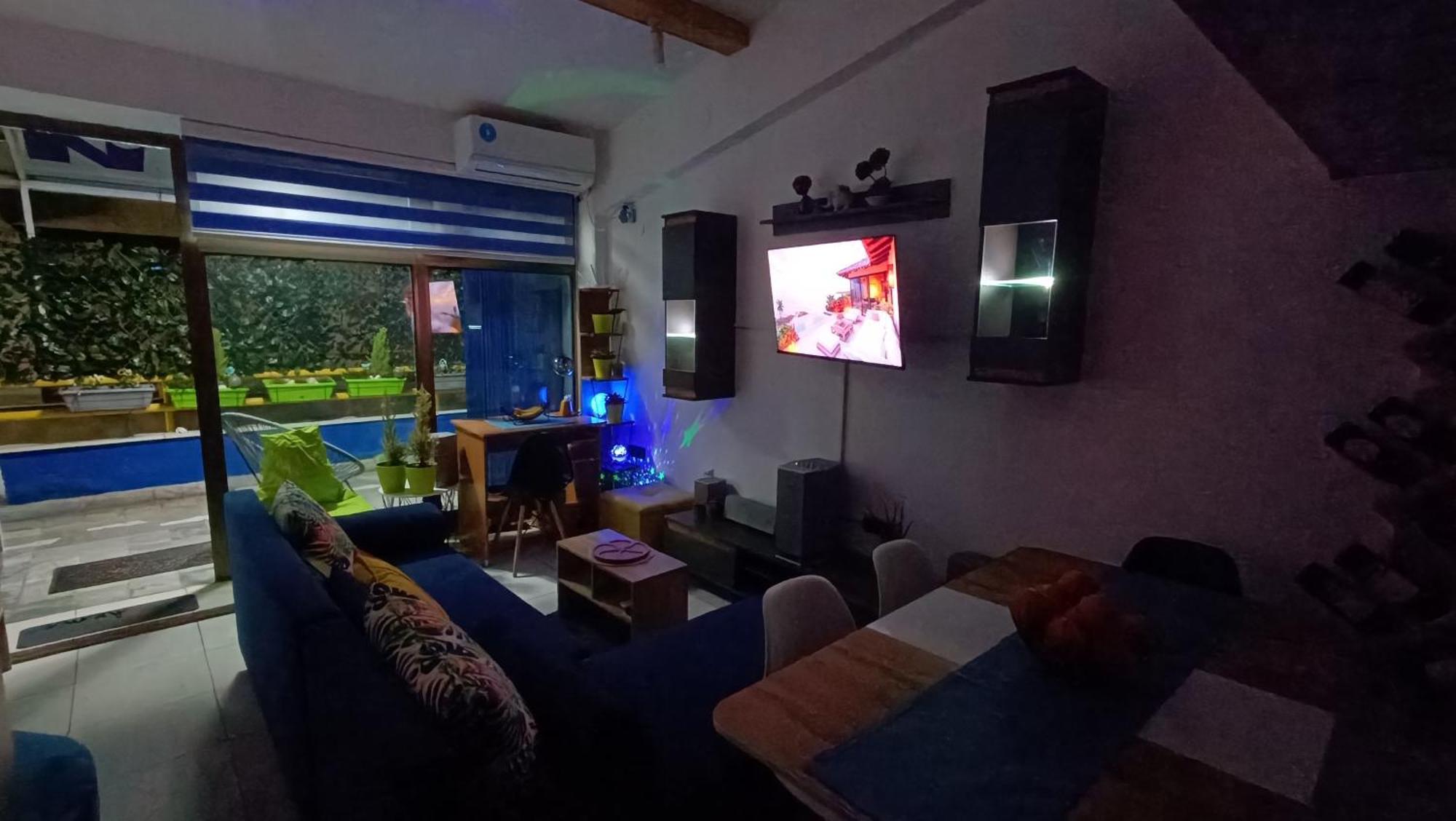 Nitro Inn - Premium Apartments - Wine Tasting - Souvenir - Art Gallery - Private Guided Tours - Relaxing - Romantic Скопье Экстерьер фото