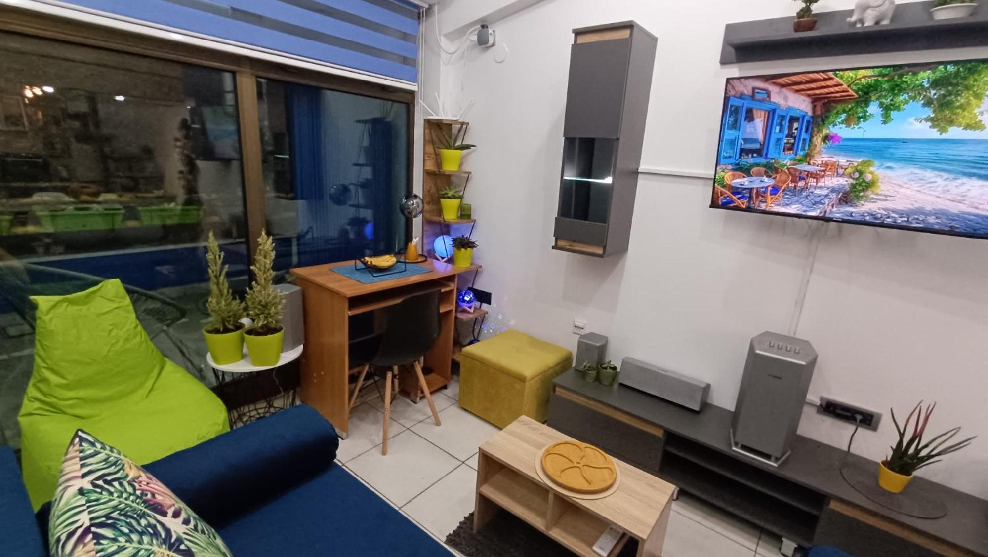 Nitro Inn - Premium Apartments - Wine Tasting - Souvenir - Art Gallery - Private Guided Tours - Relaxing - Romantic Скопье Экстерьер фото