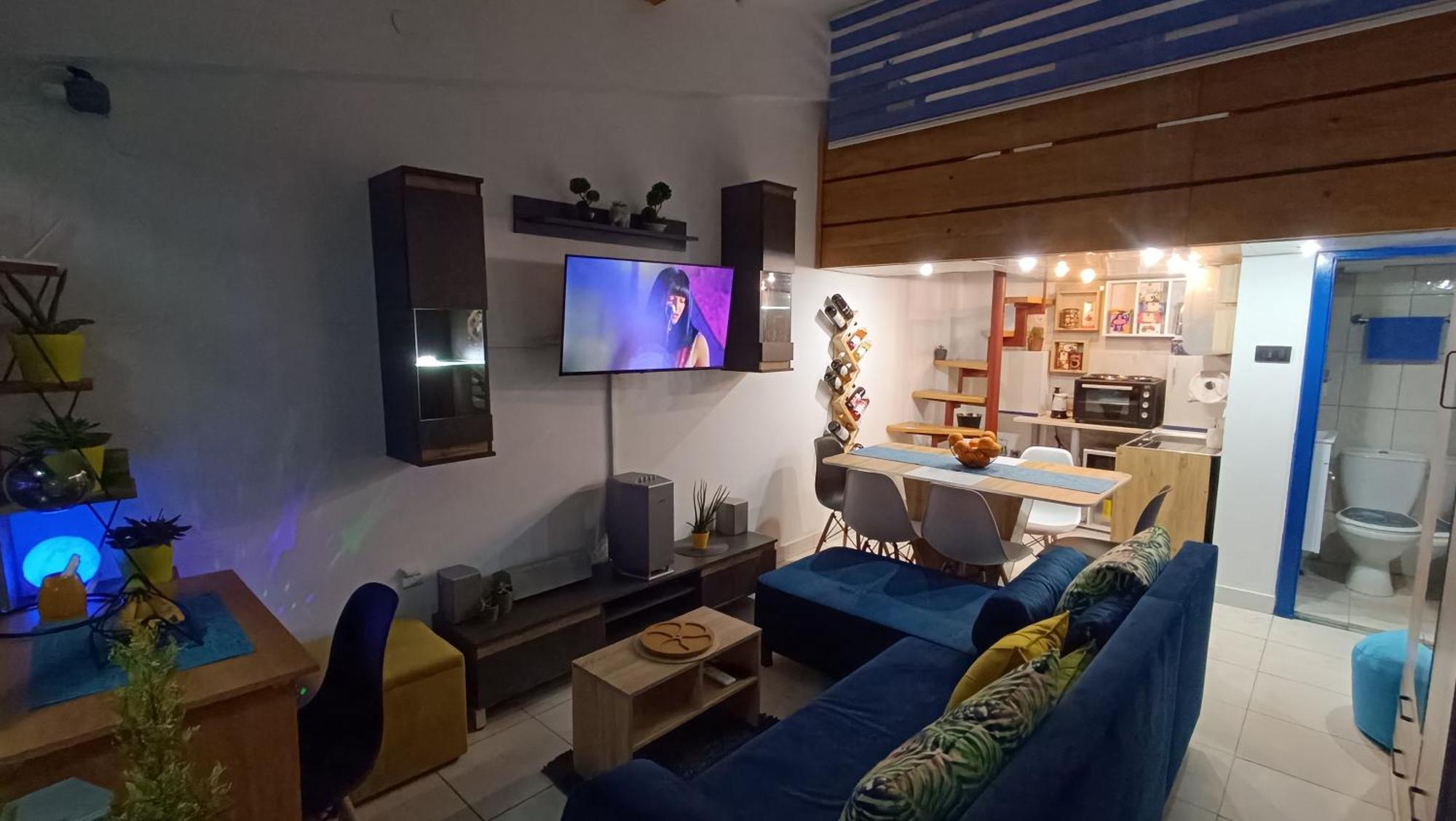 Nitro Inn - Premium Apartments - Wine Tasting - Souvenir - Art Gallery - Private Guided Tours - Relaxing - Romantic Скопье Экстерьер фото